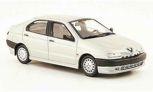 Alfa Romeo 146 berlina 1/43 Pego grigio metallisee 1995 modellini auto