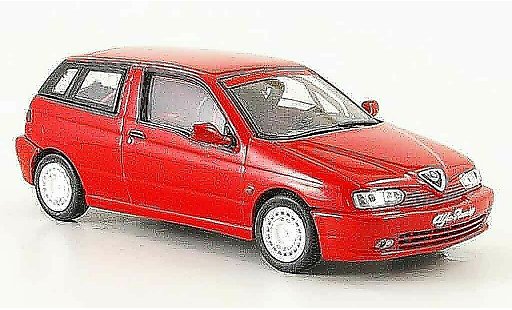 Alfa Romeo 145 berlina 1/43 Pego presentation bianco 1997 modellini auto
