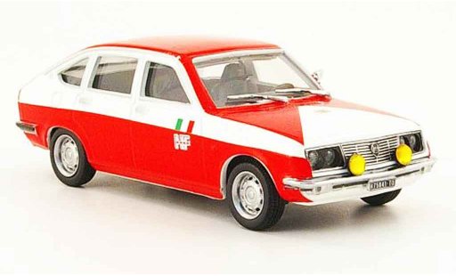 Lancia Beta berline 1/43 Pego assistenza rallye marlboro modellini auto
