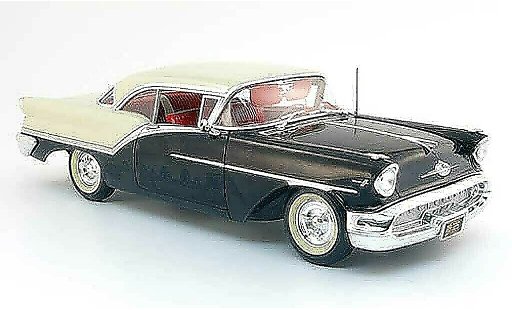 Oldsmobile Super 88 Base 1/18 Highway 61 nero bianco 1957 modellini auto