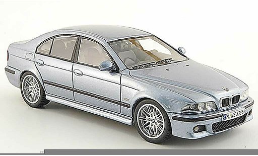 Bmw M5 berline 1/43 Neo E39 argent blu 2002 modellini auto