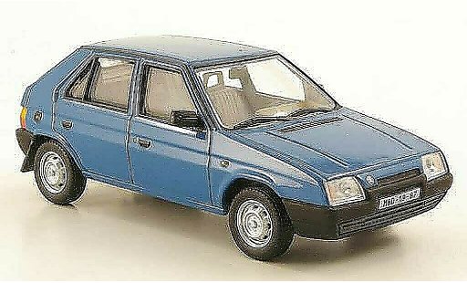 Skoda Favorit 136L 1/43 Abrex 136 L blu 1987 modellini auto