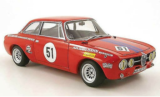 Alfa Romeo Giulia GT Am 1/18 Autoart no.51 h.ertl drm 1971 modellini auto