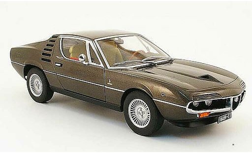 Alfa Romeo Montreal gt 1/18 Autoart marrone 1970 modellini auto