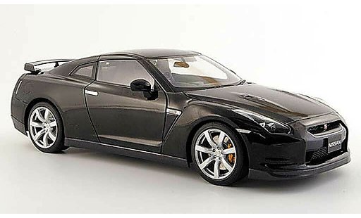 Nissan Skyline R35 1/18 Autoart gt-r nero 2008 modellini auto