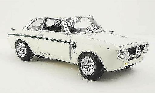 Alfa Romeo Giulia gt junior 1300 1/18 Minichamps GTA bianco 1972 modellini auto