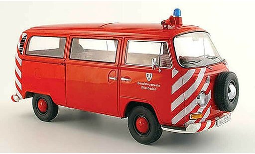 Volkswagen Combi Base 1/18 Schuco pompier modellini auto