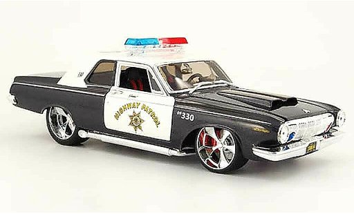 Dodge 330 police 1/18 Maisto highway patrol 1963 modellini auto