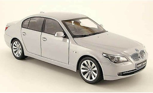 Bmw 550 E60 1/18 Kyosho facelift grigio modellini auto