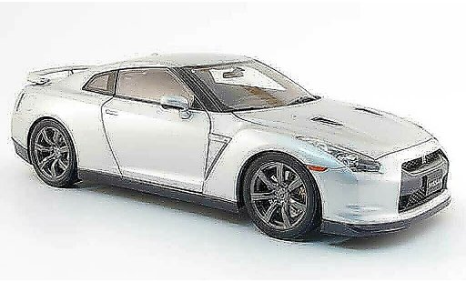 Nissan Skyline R35 1/18 Kyosho gt-r premium edition grigio 2008 modellini auto