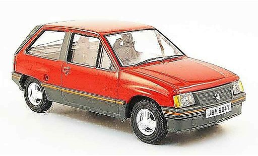 Opel Nova SR 1/43 Vanguards 1.3 rosso modellini auto