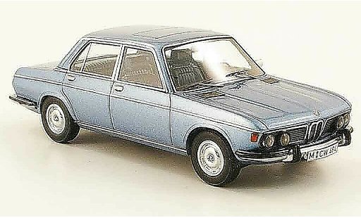 Bmw 2800 berline 1/43 Neo E3 blu edition liavecee 300 1973 modellini auto