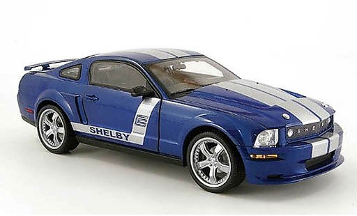 Shelby GT CS6 1/18 Shelby Collectibles cs 6 blu avec bandes grigios 2008 modellini auto