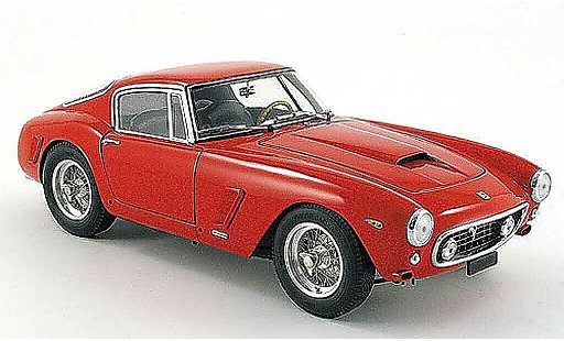 Ferrari 250 GT 1961 1/18 CMC swb competizione rosso modellini auto