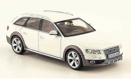Audi A4 allroad 1/43 Schuco bianco 2009 modellini auto