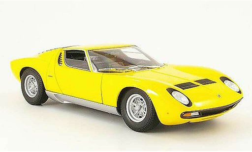 Lamborghini Miura SV 1/18 Welly giallo 1971 modellini auto