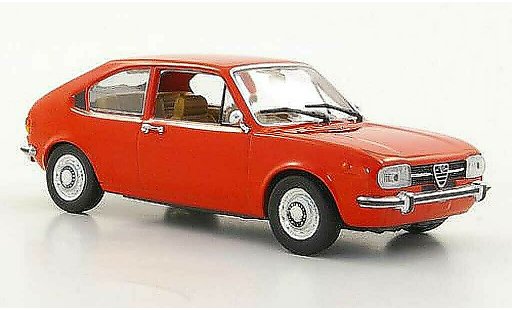 Alfa Romeo Alfasud berlina 1/43 Minichamps rosso orange 1974 modellini auto
