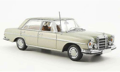 Mercedes 300 6.3 1/43 Minichamps (W109) verde 1968 modellini auto