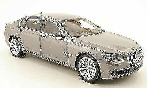 Bmw 750 F02 1/18 Kyosho li grigio modellini auto
