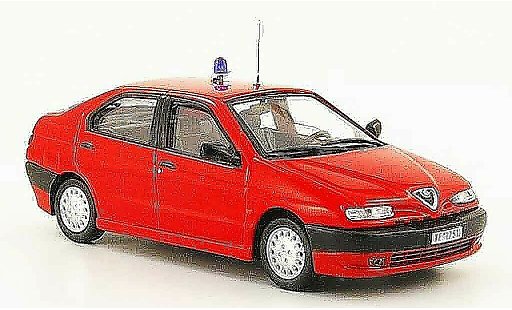 Alfa Romeo 146 polizia 1/43 Pego vigli del fueco pompier modellini auto