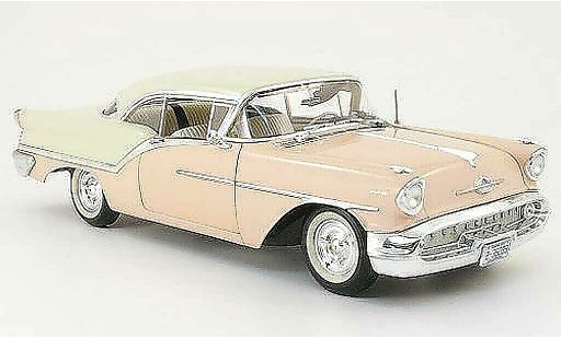 Oldsmobile Super 88 Base 1/18 Highway 61 rosa/beige 1957 modellini auto