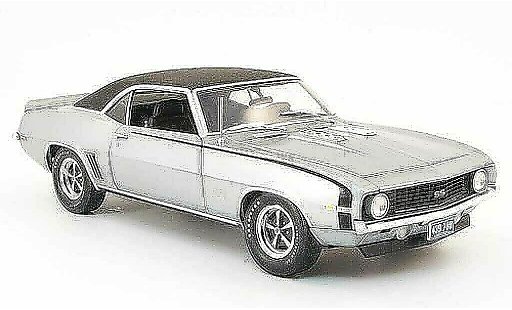 Chevrolet Camaro SS 1/18 Highway 61 396 grigio/nero 1969 modellini auto
