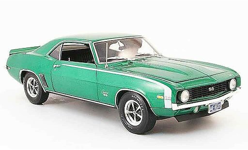 Chevrolet Camaro SS 1/18 Highway 61 396 verde 1969 modellini auto