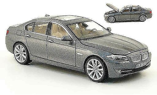 Bmw 550 F10 1/43 Schuco Berlina grigio 2010 modellini auto