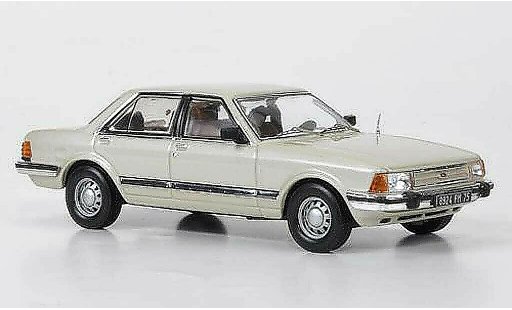 Ford Granada Berlina 1/43 IXO MKII beige 1982 modellini auto