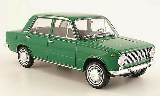 Fiat 124 Limousine 1/18 IST Models verde 1966 modellini auto
