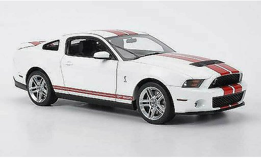 Shelby GT 500 2010 1/18 Autoart bianco con roten strisce modellini auto