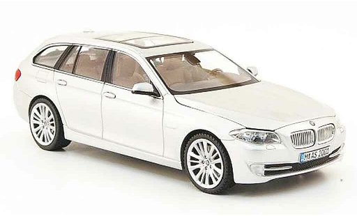 Bmw 550 F11 1/43 Schuco Touring grigio metallisee 2010 modellini auto