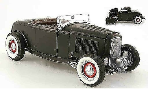 Ford 1932 Hot Rod 1/18 GMP series opaconoir inklusive softtop modellini auto