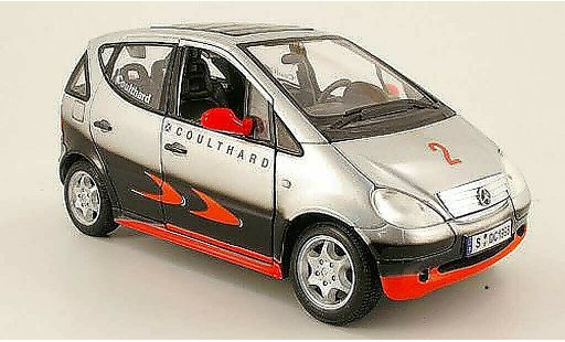 Mercedes Classe A Base 1/18 Maisto coulthard formula 1 design modellini auto