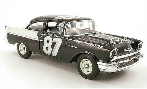 Chevrolet Bel Air Coupe 1/18 Highway 61 1957 150 no.87 buck baker nero widow racer modellini auto