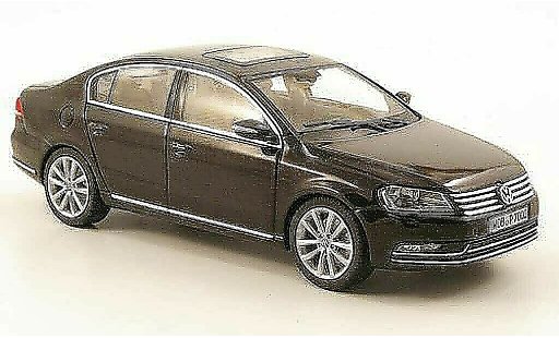 Volkswagen Passat B7 1/43 Schuco nero 2010 modellini auto