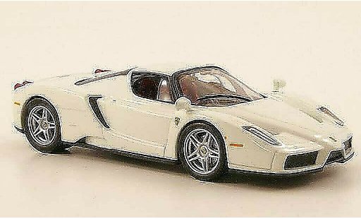 Ferrari Enzo Coupe 1/43 IXO bianco 2003 modellini auto