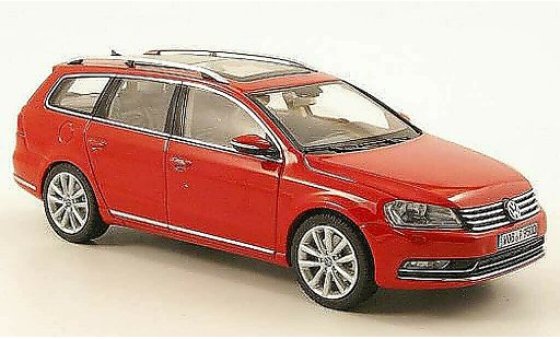 Volkswagen Passat B7 1/43 Schuco Variant rosso 2010 modellini auto