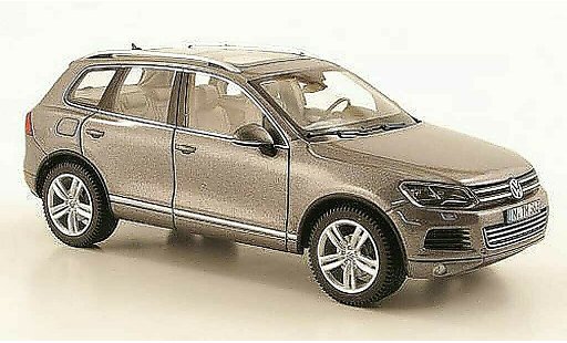 Volkswagen Touareg Base 1/43 Schuco C2 grigio modellini auto