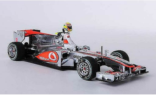 Mercedes CLA 2010 1/43 Minichamps Mercedes MP4-25 No.2 Vodafone L.Hamilton Qualifikation GP Kanada modellini auto