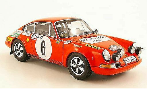 Porsche 911 S 1/18 Spark No.6 B.Waldegaard/L.Helmer Monte Carlo Rally 1970 modellini auto