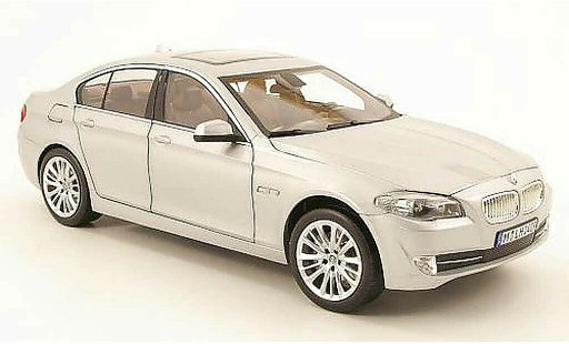 Bmw 550 F10 1/18 Norev limousine grigio allise 2010 modellini auto