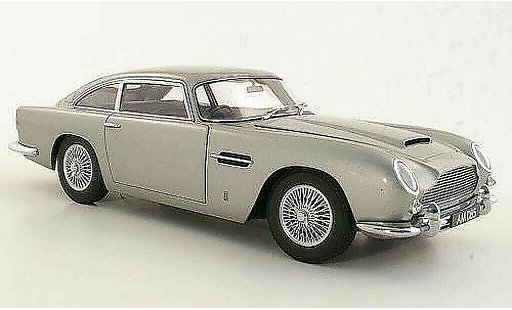 Aston Martin DB5 saloon 1/18 Autoart grigio metallisee RHD modellini auto
