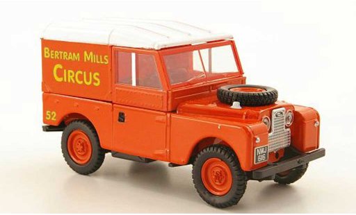 Land Rover 88 Base 1/43 Oxford Hard Top Bertram Mills Circus modellini auto