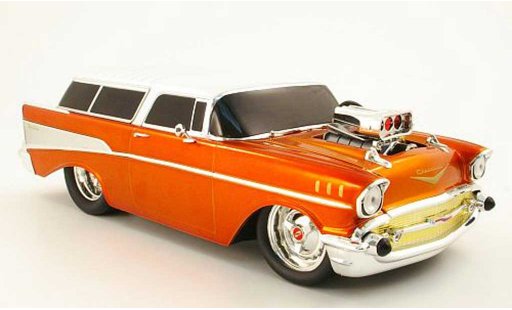 Chevrolet Nomad Station Wagon 1/18 M2 Machines rame/beige 1957 modellini auto