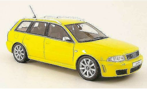Audi RS4 avant 1/18 Ottomobile giallo modellini auto
