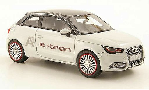 Audi A1 e-tron 1/43 Look Smart bianco/grigio 2011 modellini auto