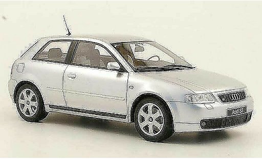 Audi S3 berline 1/18 Ottomobile (8L) grigio metallisee modellini auto