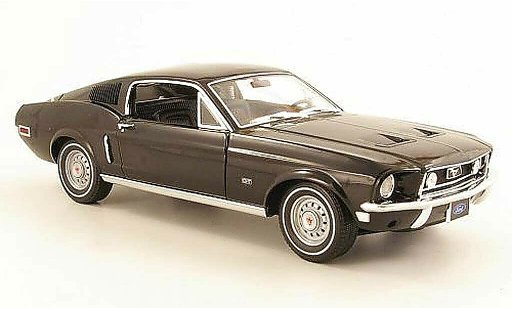Ford Mustang Fastback 1/18 Greenlight GT 2+2 nero modellini auto