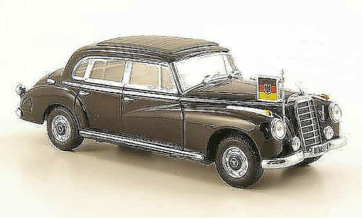 Mercedes 300 Base 1/43 Minichamps (W186 III) nero Konrad Adenauer modellini auto